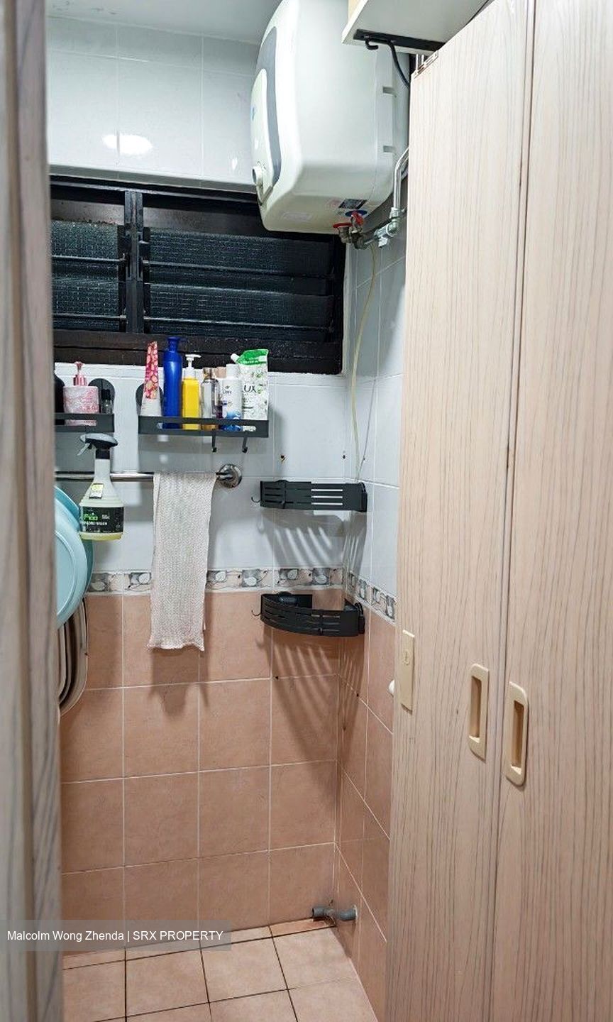 Blk 17 Eunos Crescent (Geylang), HDB 3 Rooms #578700021